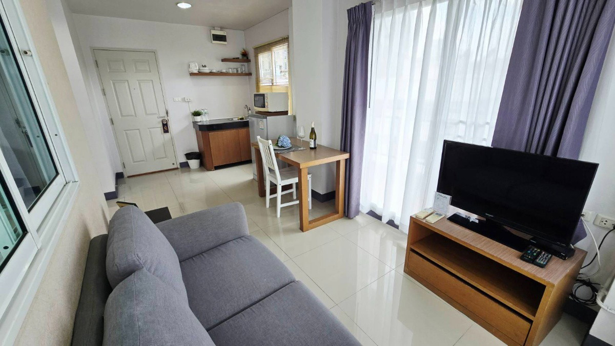 1 Bed Condo · Khlong Toei, bangkok — photo 5