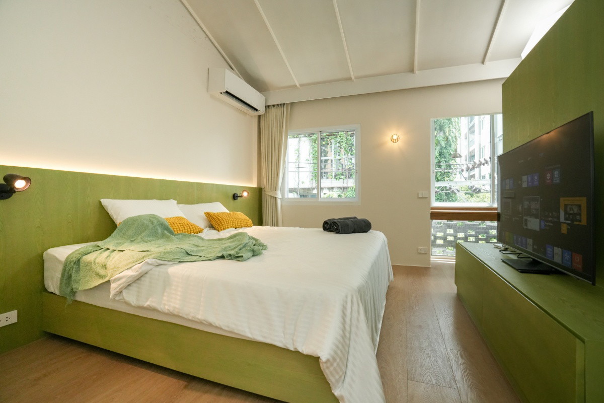 Condo · Phra Khanong, bangkok — photo 1