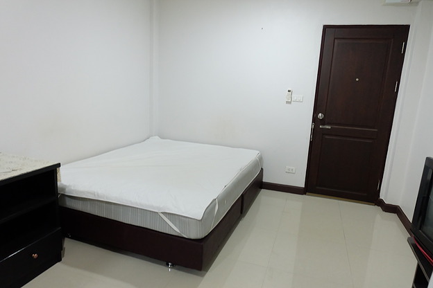 1 Bed Condo · Wang Thonglang, bangkok — photo 3