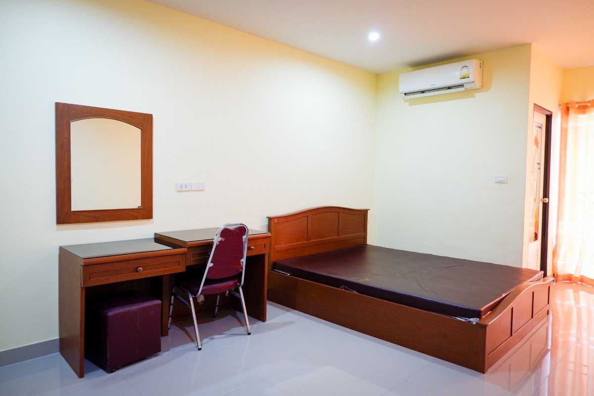 1 Bed Condo · Watthana, bangkok — photo 5