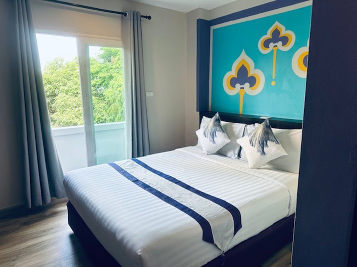 Condo · Khlong Toei, bangkok — photo 1