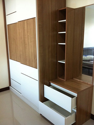 1 Bed Condo — photo 3