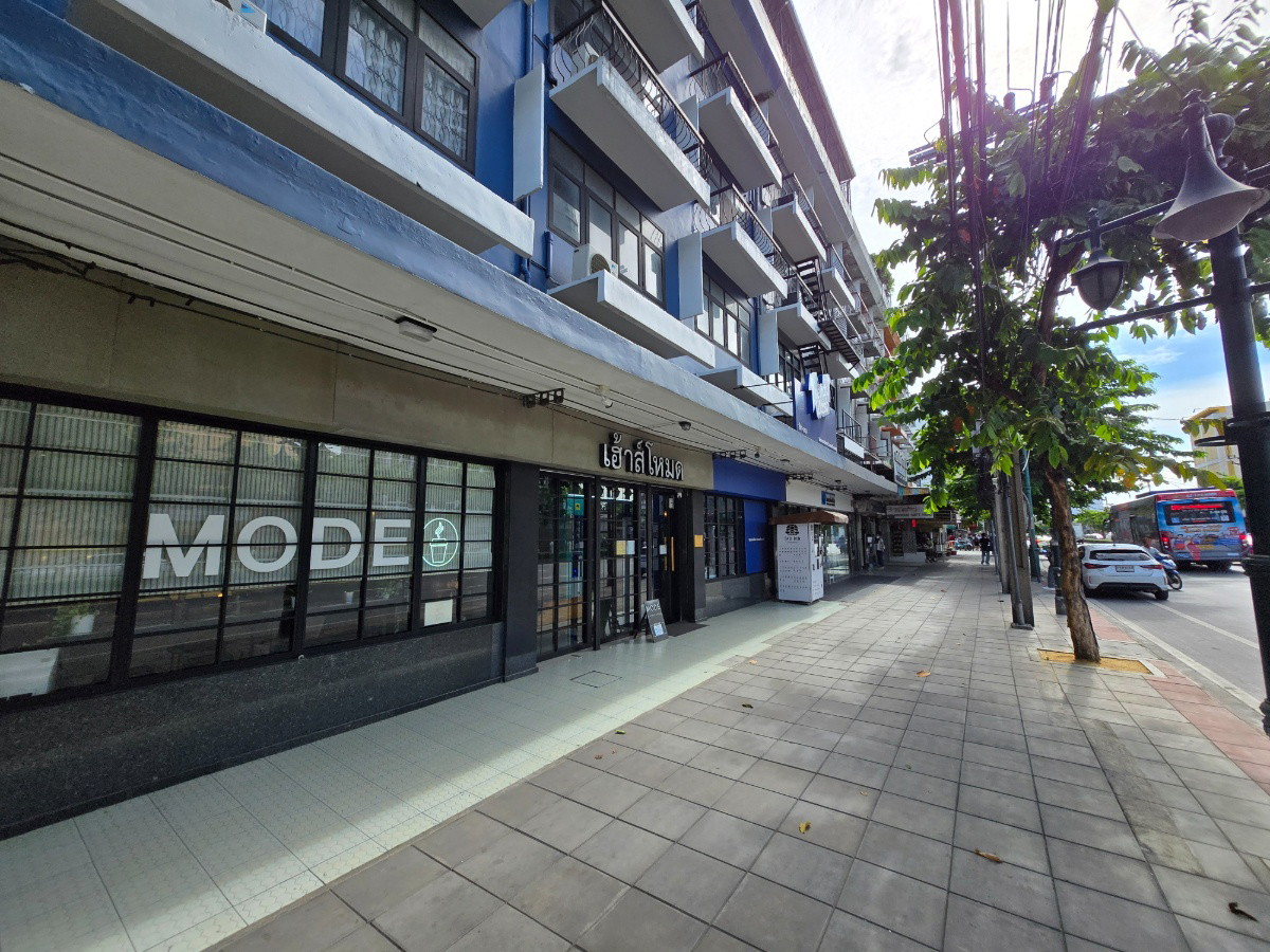 1 Bed Condo · Thon Buri, bangkok — photo 3