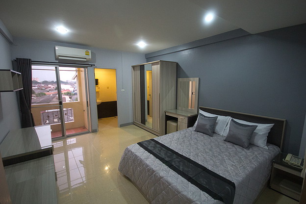 1 Bed Condo · Bang Kapi, bangkok