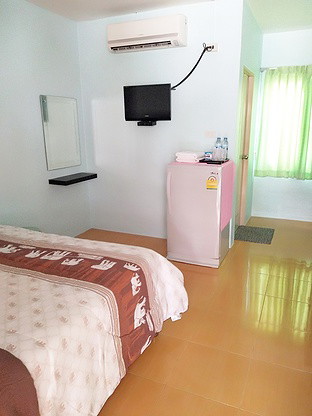 1 Bed Condo — photo 1