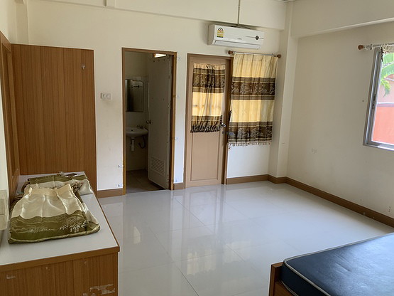 1 Bed Condo · Mueang Chon Buri, chon_buri — photo 4