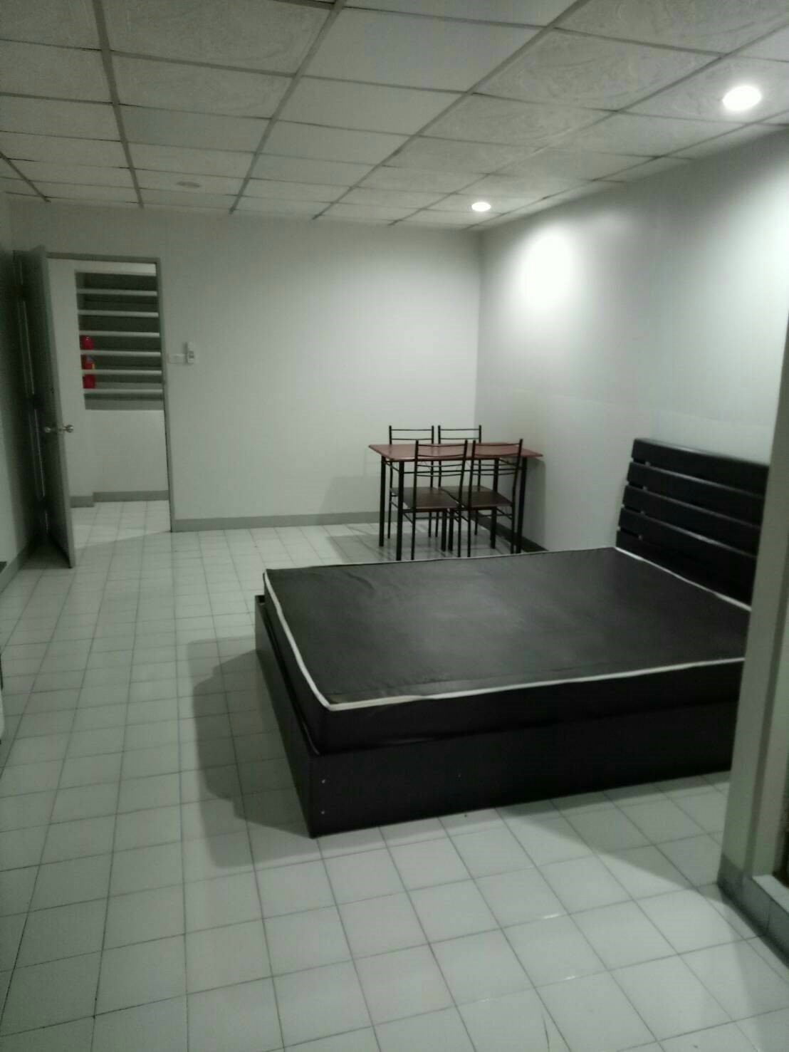 1 Bed Condo · Sathon, bangkok