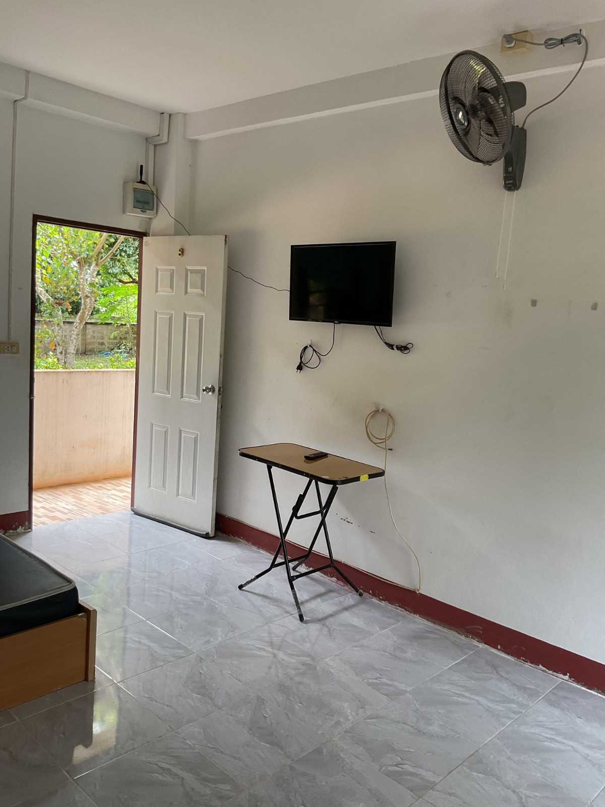 Condo — photo 2