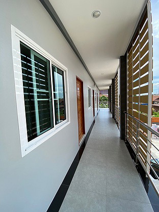 1 Bed Condo — photo 5