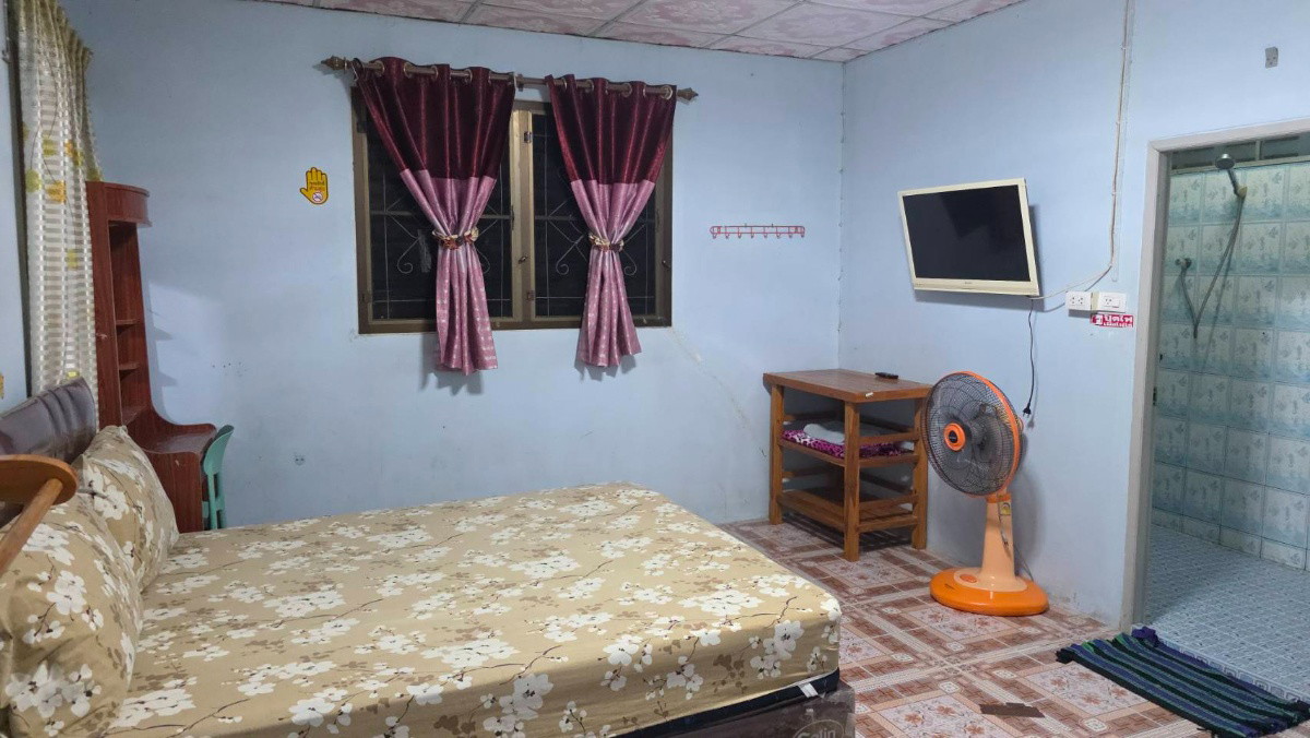1 Bed Condo — photo 4