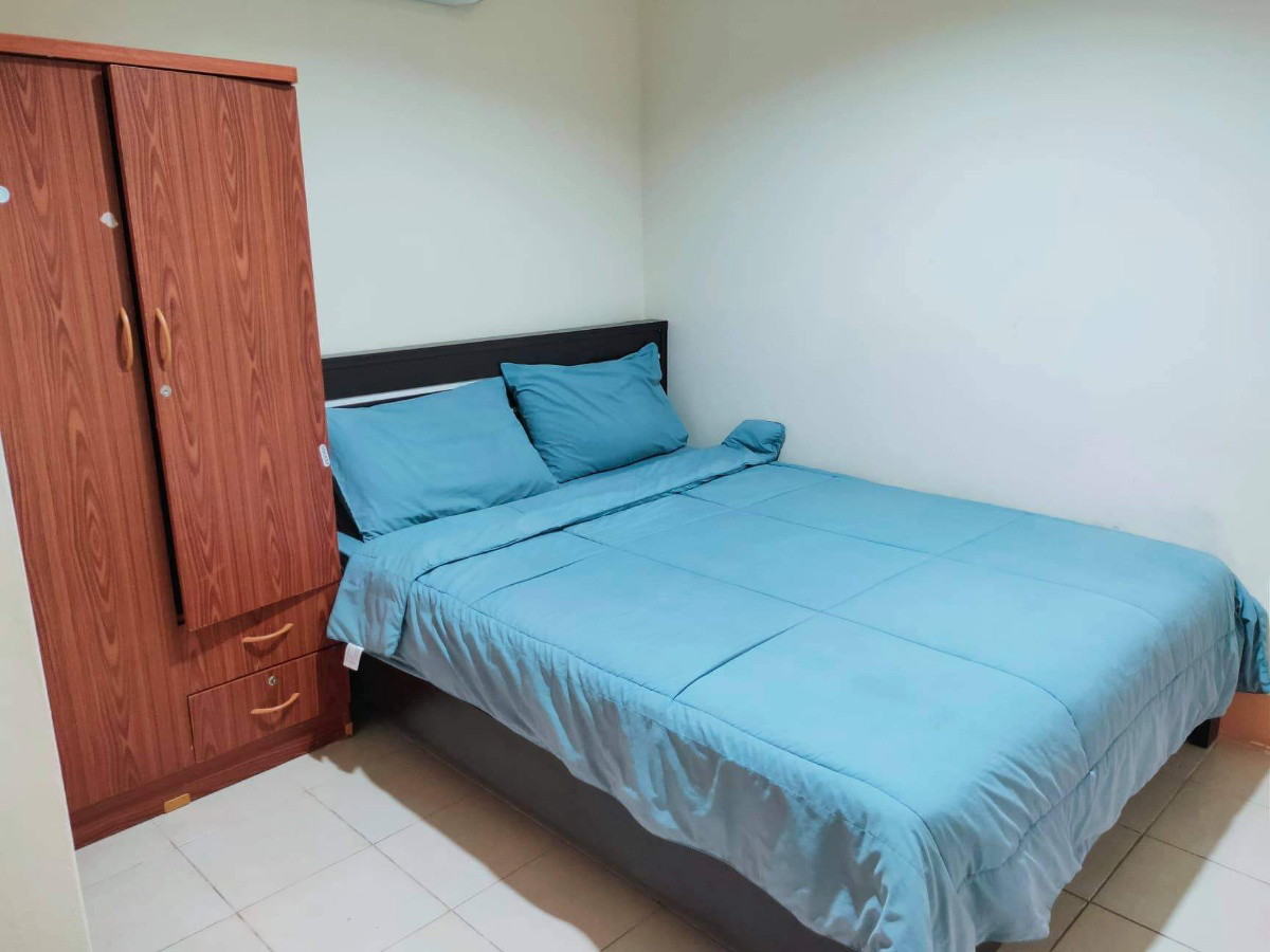 1 Bed Condo — photo 3