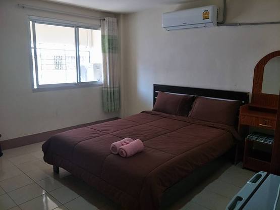 1 Bed Condo — photo 4