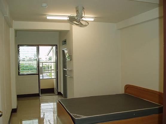 1 Bed Condo · Bang Khen, bangkok — photo 2