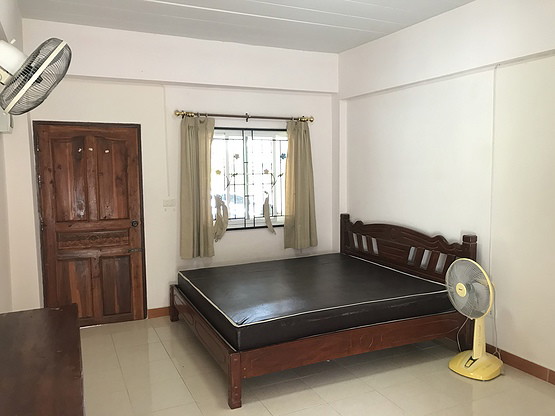 1 Bed Condo — photo 2