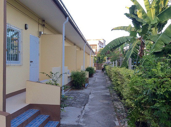 1 Bed Condo — photo 1