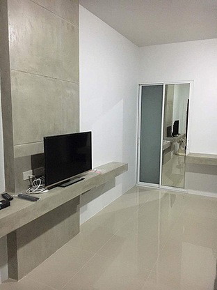 1 Bed Condo — photo 5