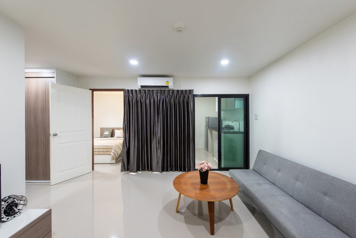 1 Bed Condo · Mueang Chon Buri, chon_buri — photo 3