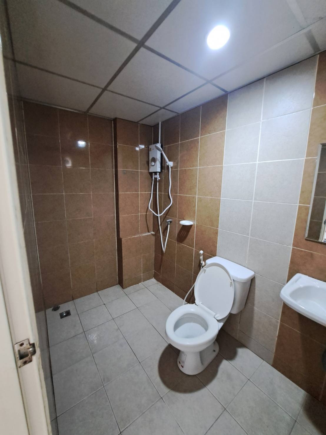 1 Bed Condo · Mueang Chon Buri, chon_buri — photo 2