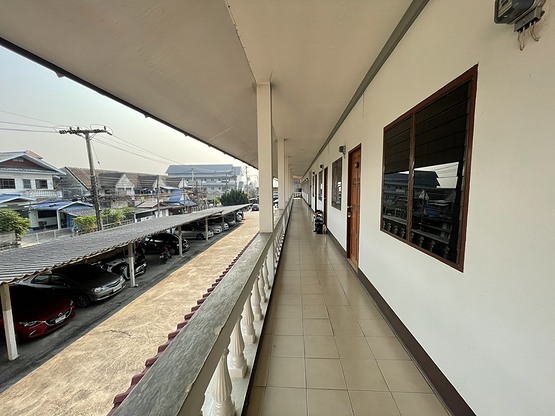 1 Bed Condo — photo 3