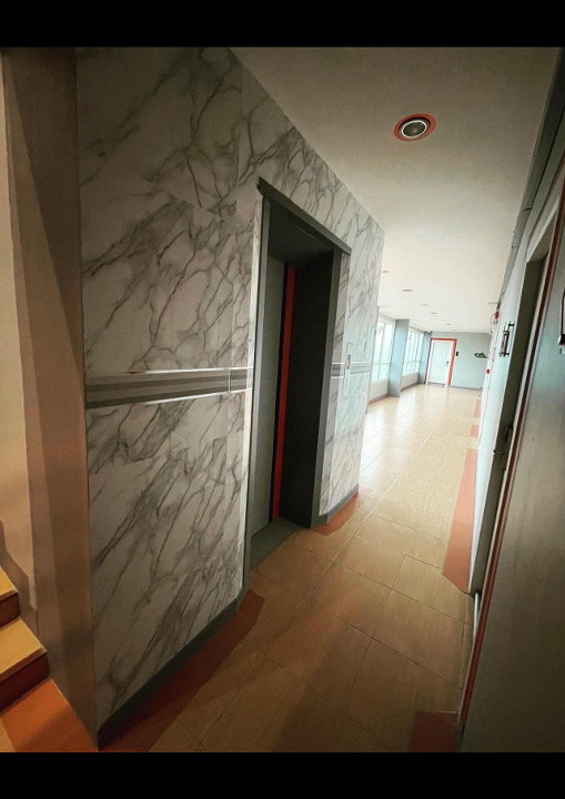 1 Bed Condo — photo 2