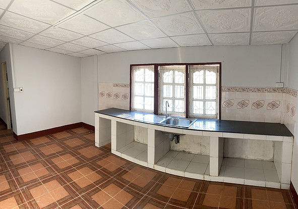 1 Bed Condo — photo 4