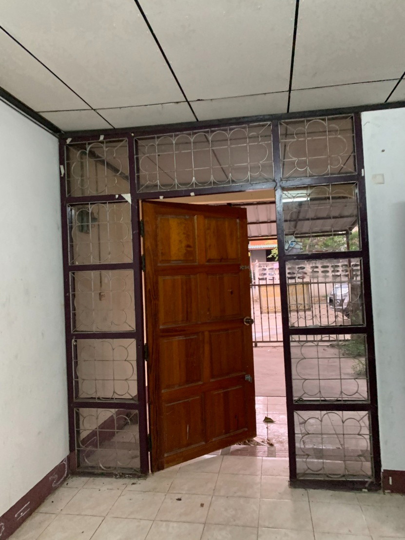 1 Bed Condo — photo 1