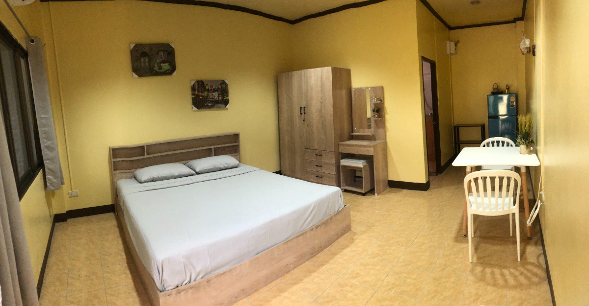 1 Bed Condo — photo 2