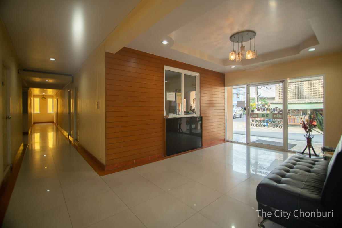 1 Bed Condo · Mueang Chon Buri, chon_buri — photo 2