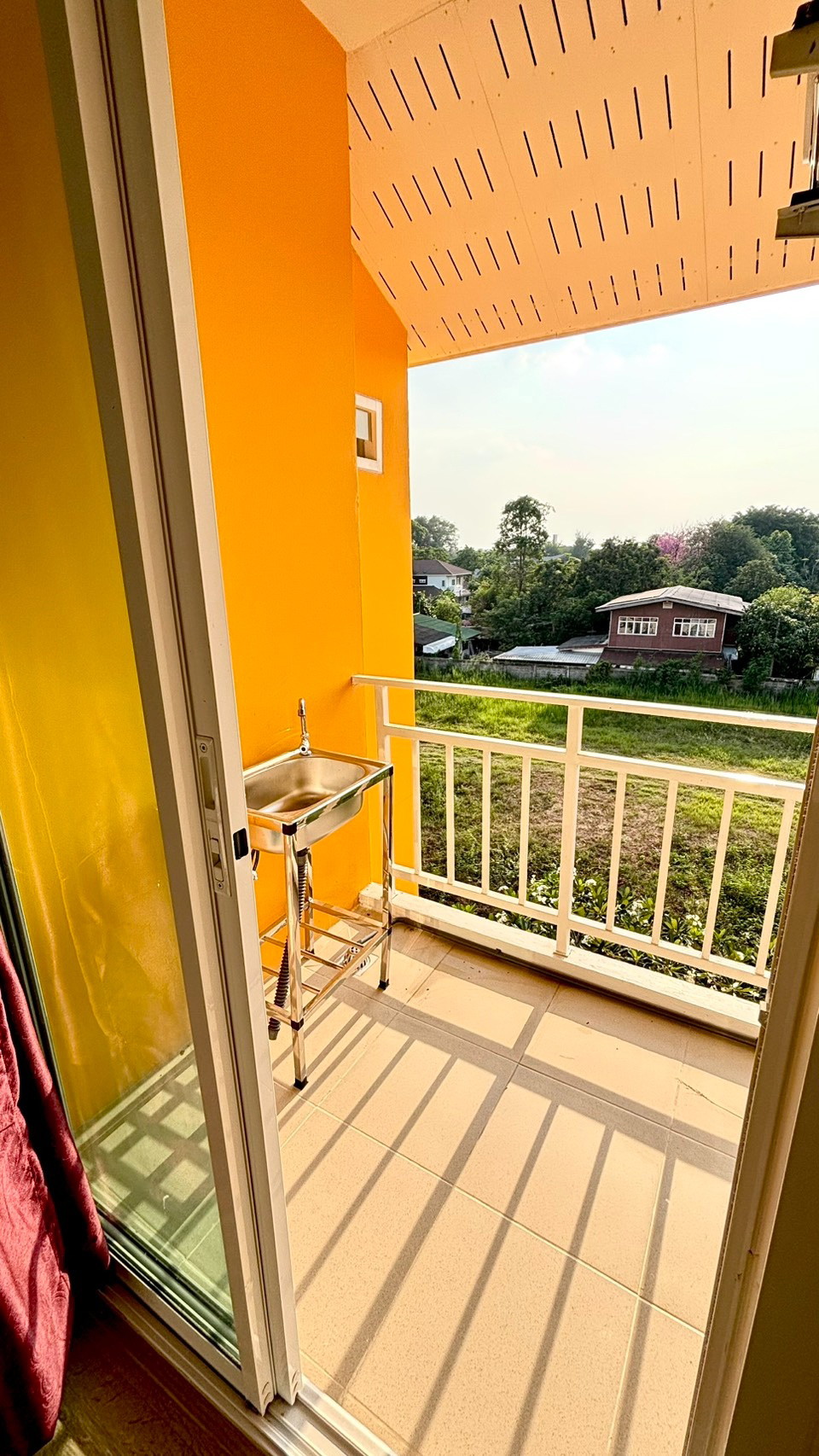 1 Bed Condo — photo 4
