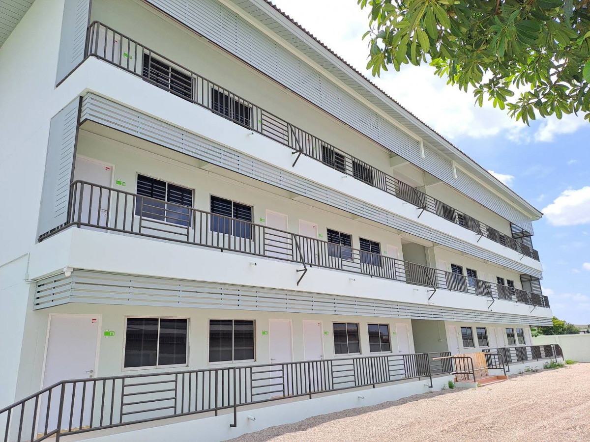 Condo — photo 1