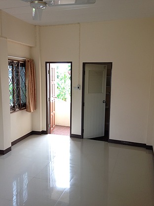 Condo · nonthaburi — photo 3
