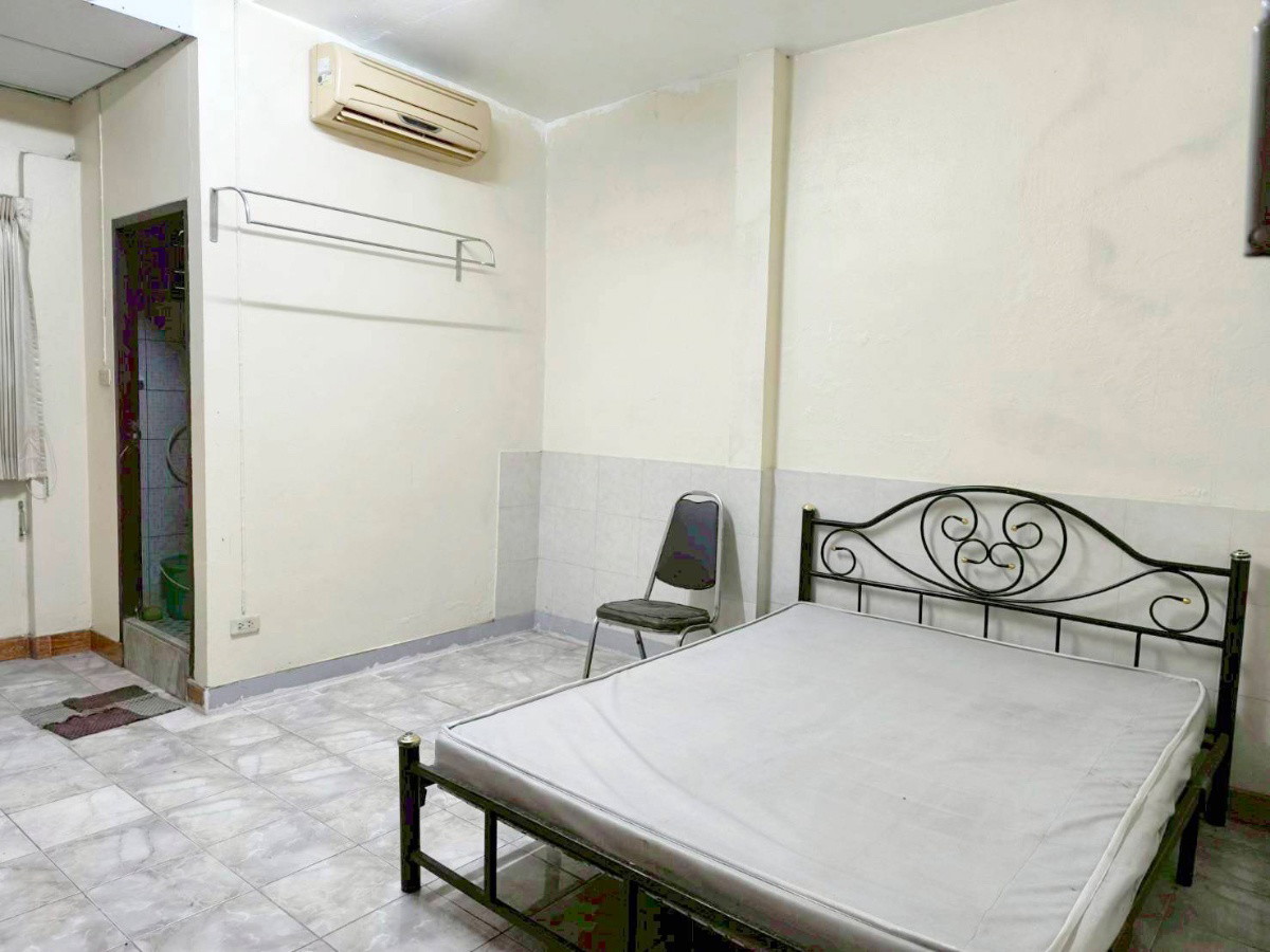 1 Bed Condo · Wang Thonglang, bangkok — photo 1