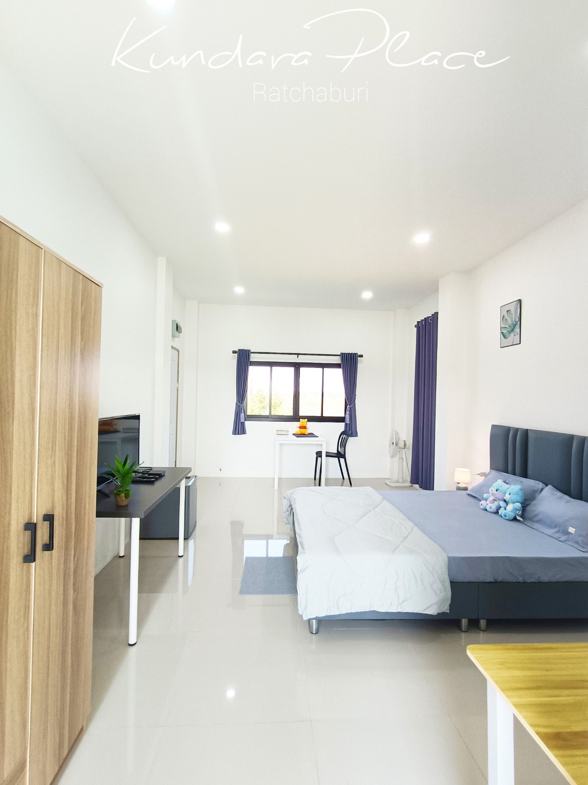 1 Bed Condo — photo 2
