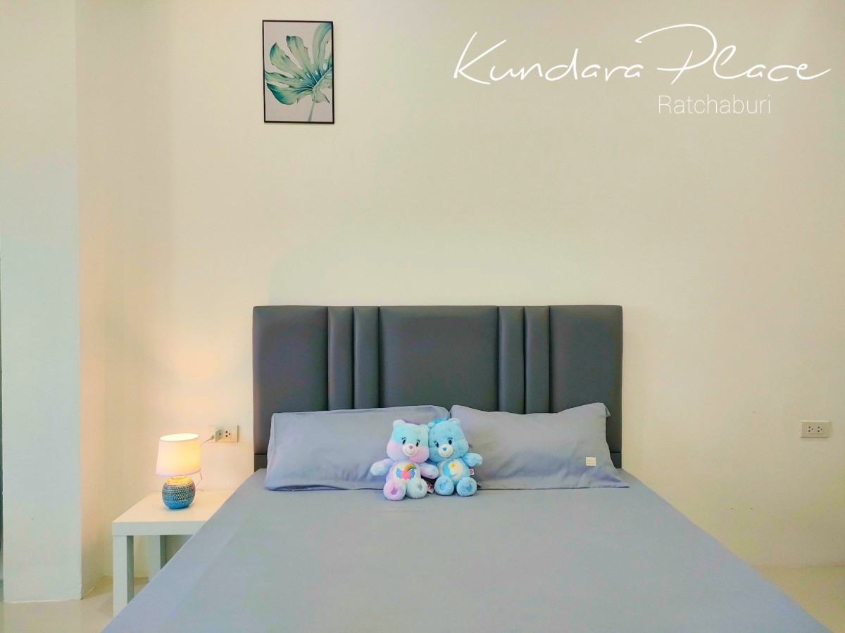 1 Bed Condo — photo 3