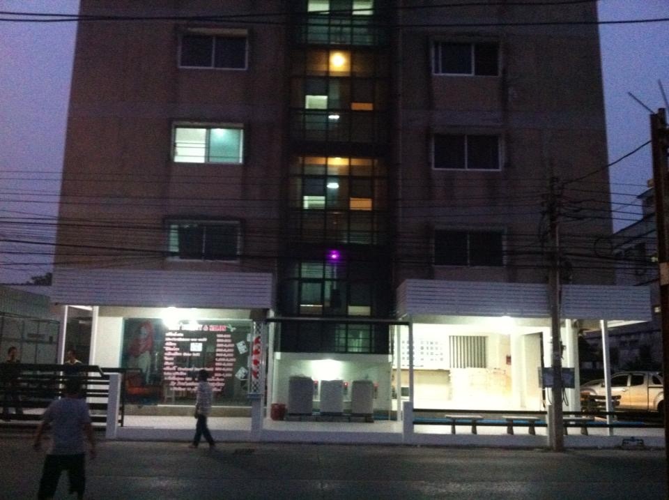 1 Bed Condo · Bang Kapi, bangkok — photo 3