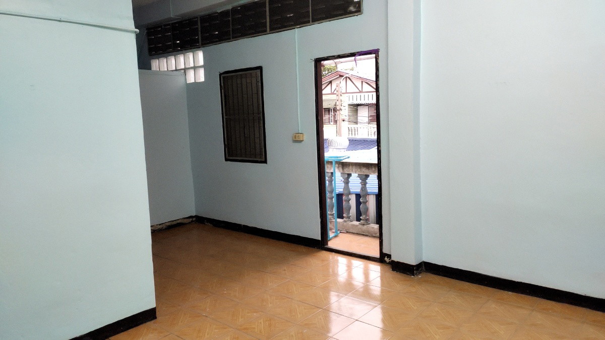 1 Bed Condo · Thawi Watthana, bangkok — photo 3