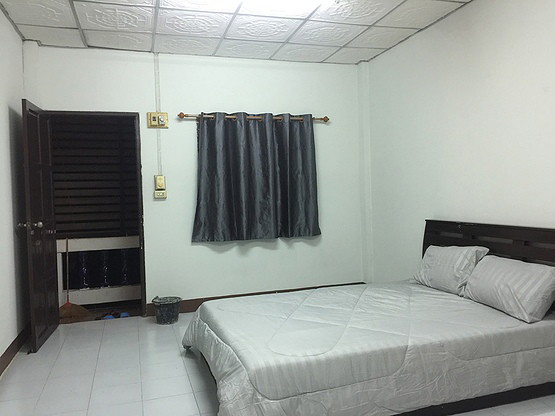 1 Bed Condo — photo 1