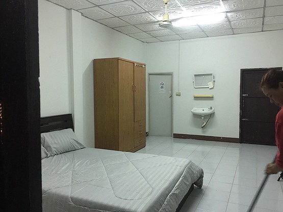 1 Bed Condo — photo 4