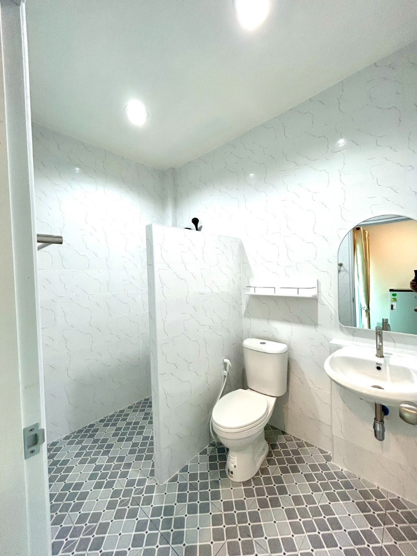1 Bed Condo — photo 4