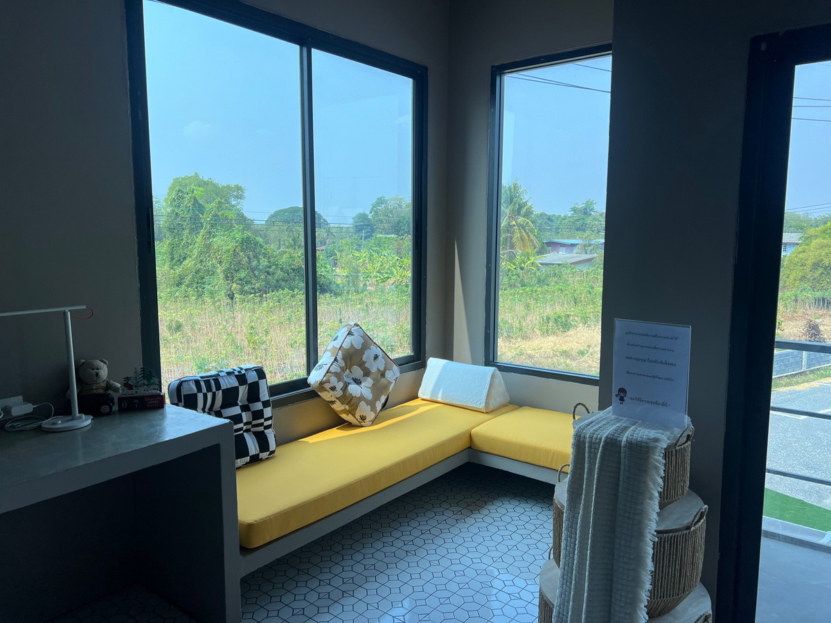 Condo — photo 1