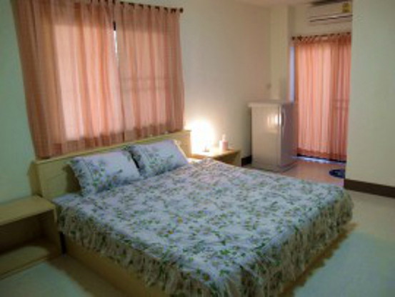 Condo — photo 1