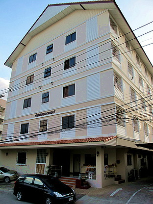 Condo — photo 2