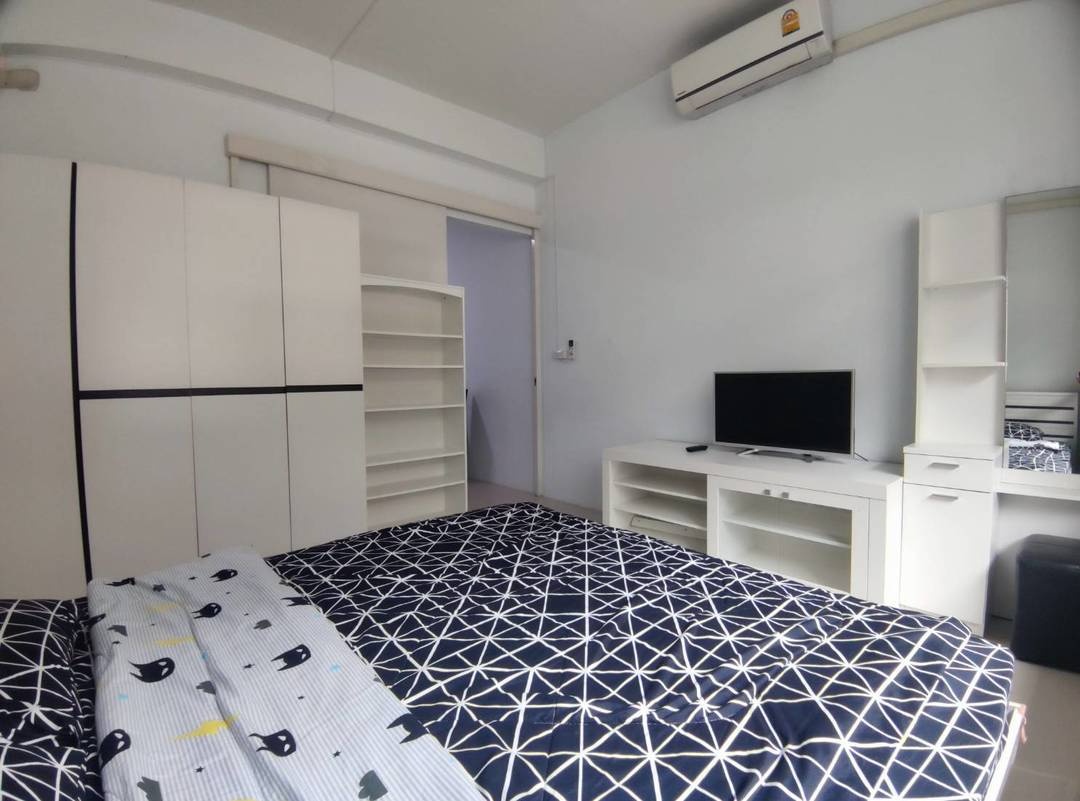 1 Bed Condo · Bang Rak, bangkok — photo 1
