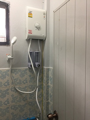 1 Bed Condo — photo 2