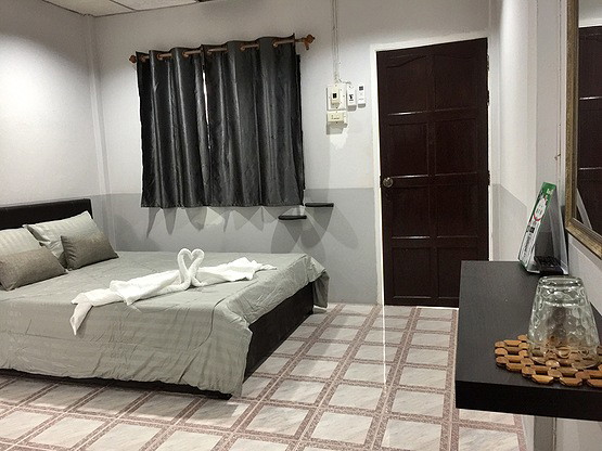 1 Bed Condo — photo 5