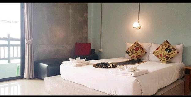 Condo — photo 1