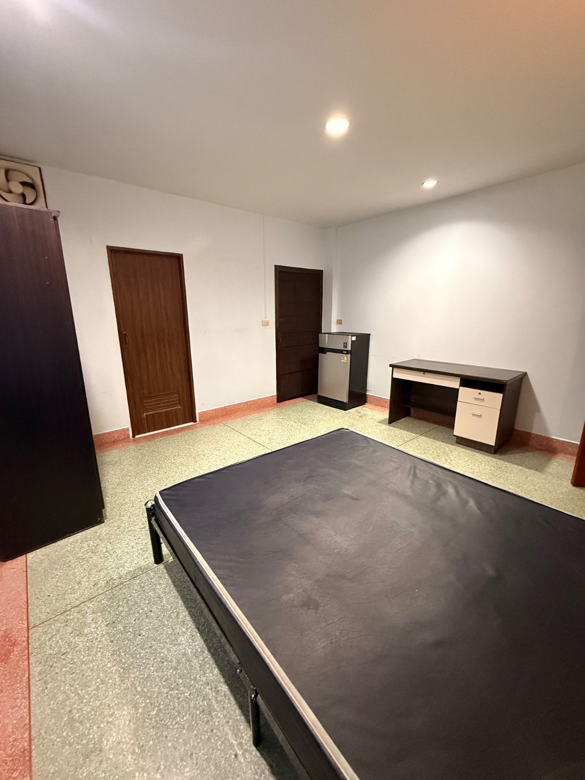 1 Bed Condo · Chom Thong, bangkok — photo 2