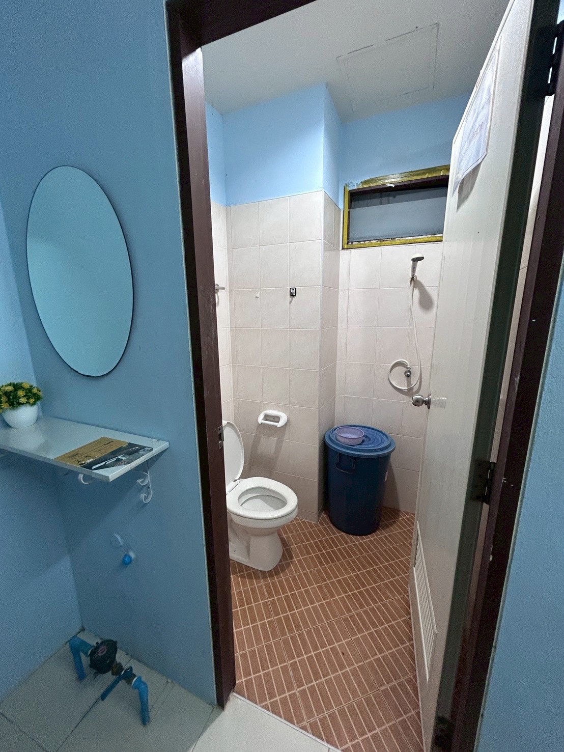 1 Bed Condo — photo 2