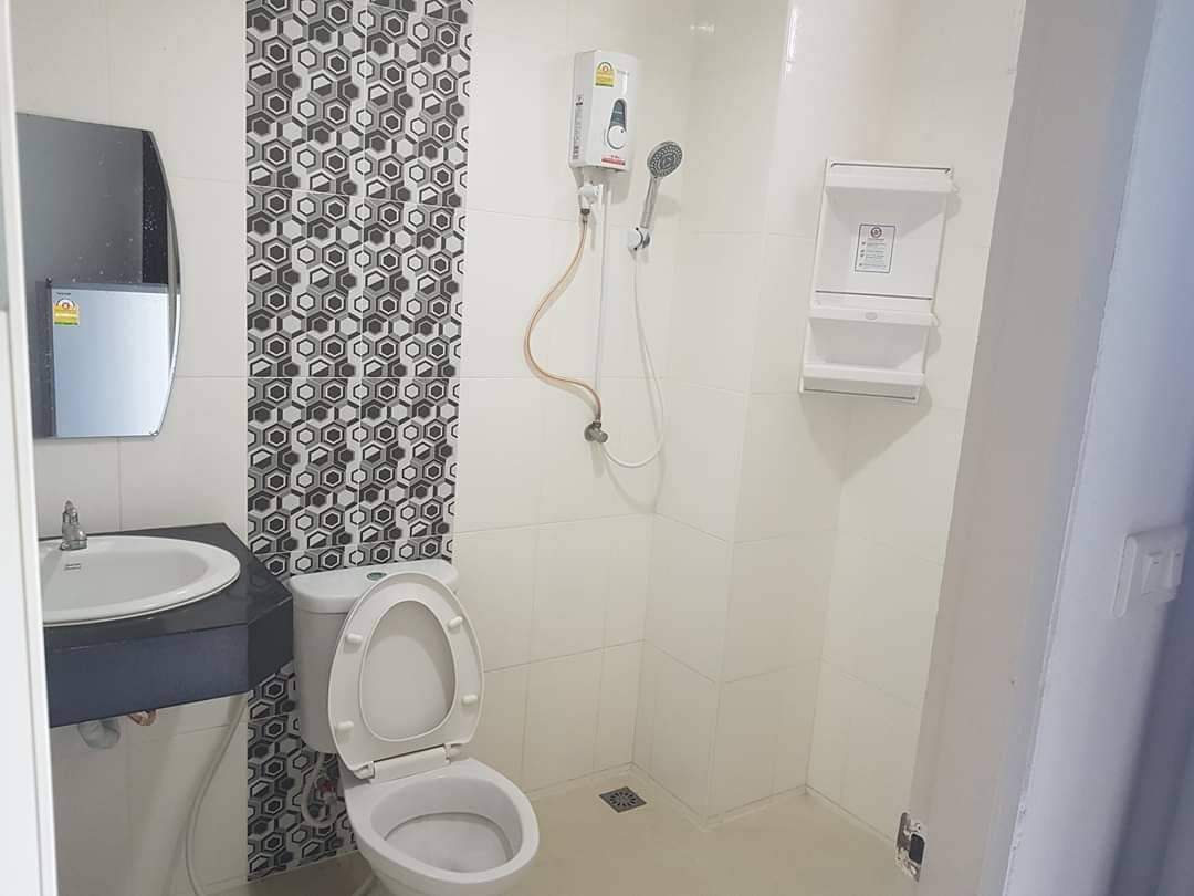 1 Bed Condo — photo 4