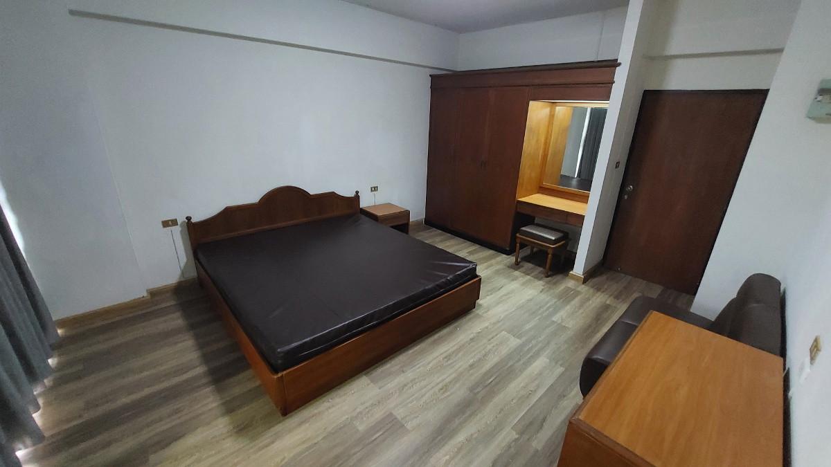 1 Bed Condo · Khlong San, bangkok — photo 5